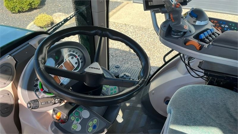 Lizingu i Fendt 826 Vario Pæn godt udstyret traktor.  Fendt 826 Vario Pæn godt udstyret traktor.: foto 7