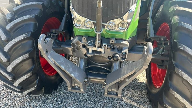 Fendt 828 Profi model. Meget flot traktor med nye fordæ - Traktor: foto 4 Fendt 828 Profi model. Meget flot traktor med nye fordæ - Traktor: foto 4