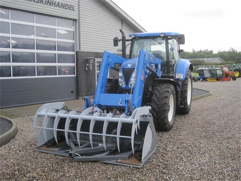 Hauer Fabriksnye frontlæssere. XB Bionic - Ngarkues ballor për traktor: foto 4 Hauer Fabriksnye frontlæssere. XB Bionic - Ngarkues ballor për traktor: foto 4