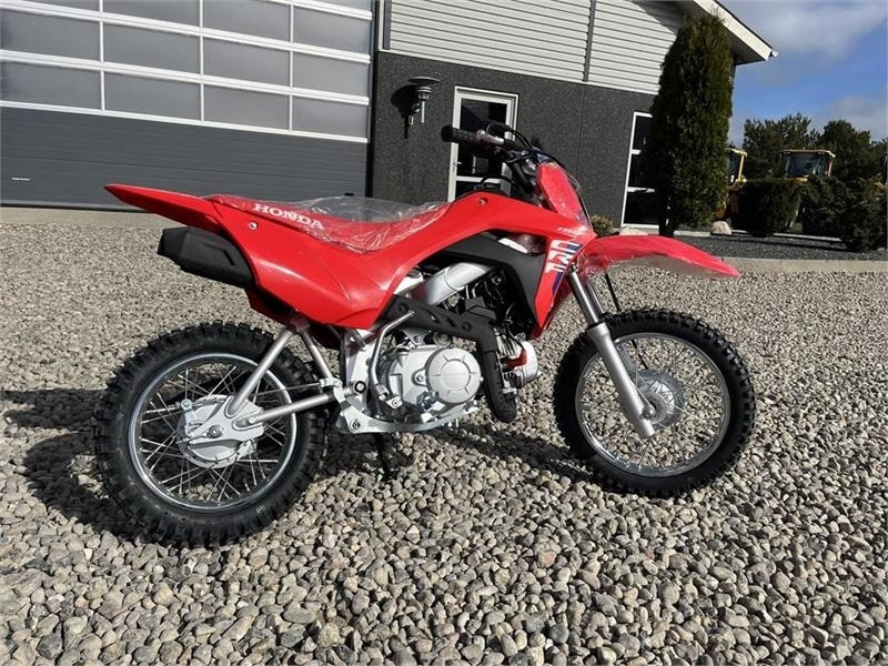 Honda CRF 110 F Den nye model - ATV/ Qarku virtual: foto 4 Honda CRF 110 F Den nye model - ATV/ Qarku virtual: foto 4