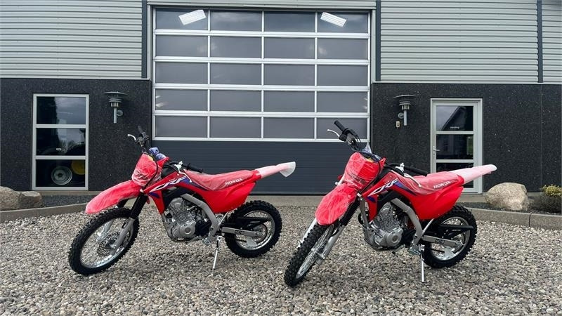 Honda CRF 125 F DEMO. Rigtig crosser med gear og kobling - ATV/ Qarku virtual: foto 1 Honda CRF 125 F DEMO. Rigtig crosser med gear og kobling - ATV/ Qarku virtual: foto 1