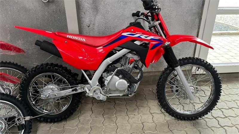 Honda CRF 125 F DEMO. Rigtig crosser med gear og kobling - ATV/ Qarku virtual: foto 2 Honda CRF 125 F DEMO. Rigtig crosser med gear og kobling - ATV/ Qarku virtual: foto 2