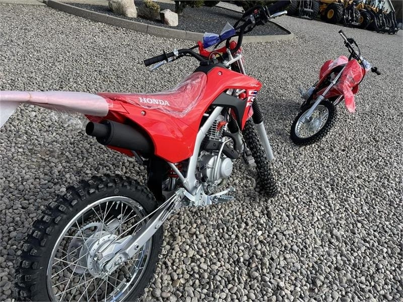 Honda CRF 125 FB Den helt nye model  - ATV/ Qarku virtual: foto 5 Honda CRF 125 FB Den helt nye model  - ATV/ Qarku virtual: foto 5