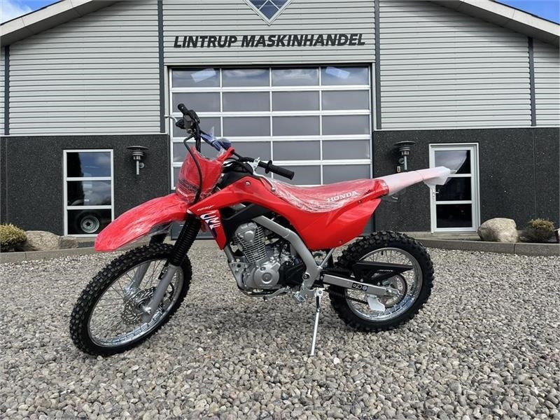 Honda CRF 125 FB Den helt nye model  - ATV/ Qarku virtual: foto 1 Honda CRF 125 FB Den helt nye model  - ATV/ Qarku virtual: foto 1