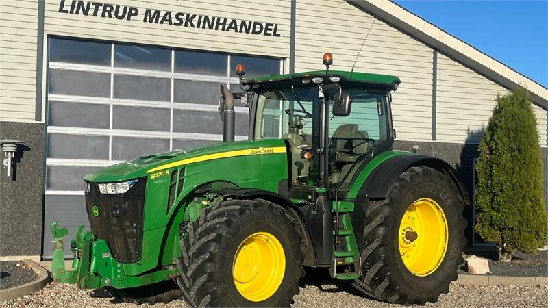 John Deere 8370R Med frontlift og fuld servicehistorik - Traktor: foto 2 John Deere 8370R Med frontlift og fuld servicehistorik - Traktor: foto 2