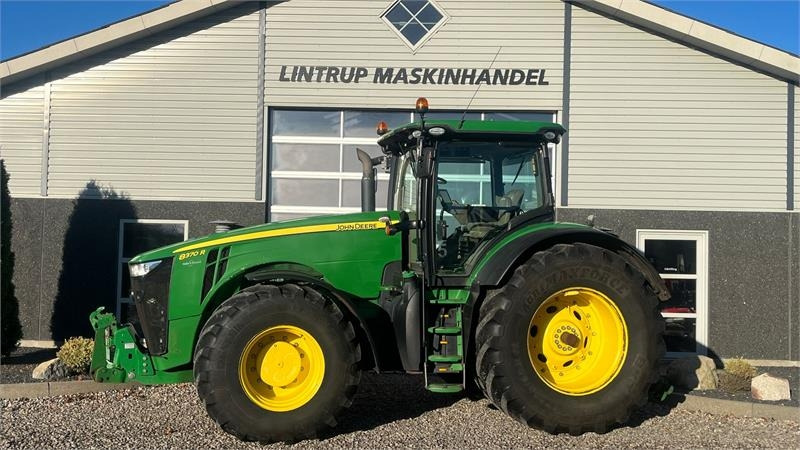 John Deere 8370R Med frontlift og fuld servicehistorik - Traktor: foto 1 John Deere 8370R Med frontlift og fuld servicehistorik - Traktor: foto 1