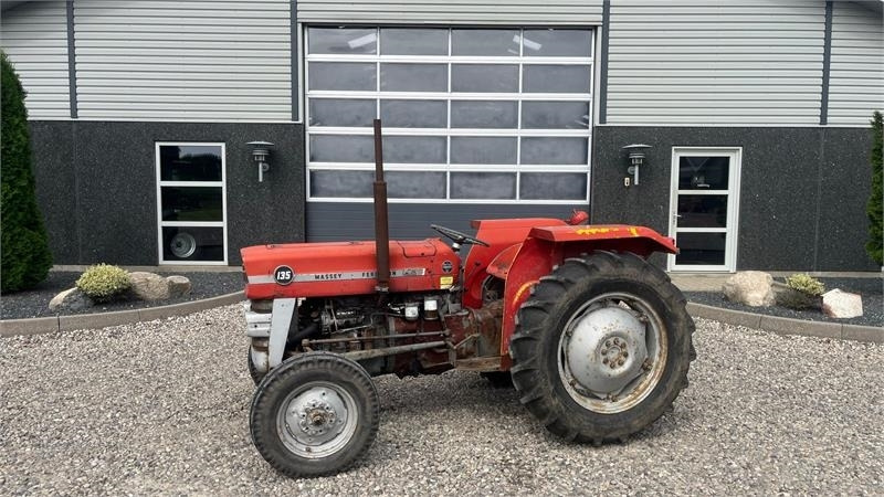 Massey Ferguson 135 MultiPower - Traktor: foto 1 Massey Ferguson 135 MultiPower - Traktor: foto 1