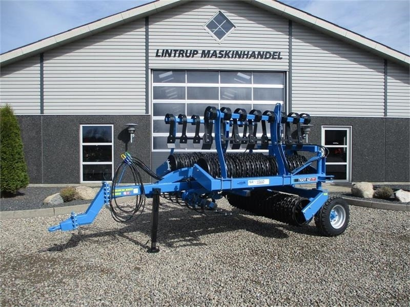 Namyslo Tiger 620 med hydraulisk lammelplanke / plannerpla - Rul bujqësor: foto 3 Namyslo Tiger 620 med hydraulisk lammelplanke / plannerpla - Rul bujqësor: foto 3