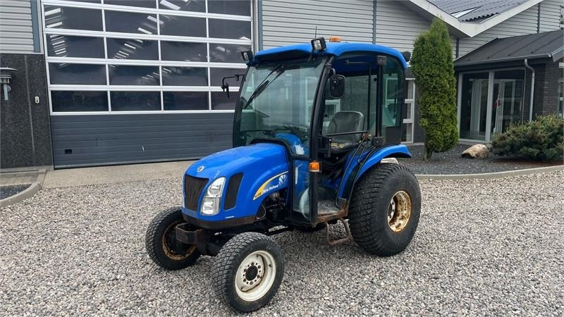New Holland TC35DA - Traktor: foto 2 New Holland TC35DA - Traktor: foto 2