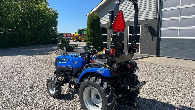 Solis H26 HST Hydrostat med Traktor dæk - Traktor: foto 3 Solis H26 HST Hydrostat med Traktor dæk - Traktor: foto 3