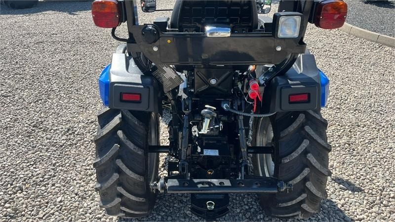 Solis H26 HST Hydrostat med Traktor dæk - Traktor: foto 4 Solis H26 HST Hydrostat med Traktor dæk - Traktor: foto 4