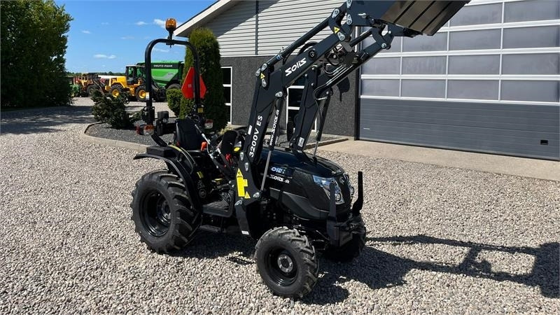 Solis S26 6+2 gearmaskine Limited Edition i sort med bre - Traktor: foto 5 Solis S26 6+2 gearmaskine Limited Edition i sort med bre - Traktor: foto 5