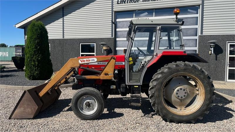 Veto 900 Frontlæsser og skovl med beslag til Massey Fer - Traktor: foto 3 Veto 900 Frontlæsser og skovl med beslag til Massey Fer - Traktor: foto 3
