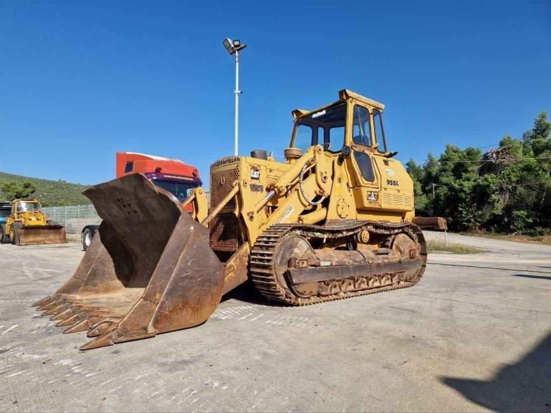 Caterpillar CAT 955L WITH RIPPER - Fadrom me zinxhir: foto 2 Caterpillar CAT 955L WITH RIPPER - Fadrom me zinxhir: foto 2