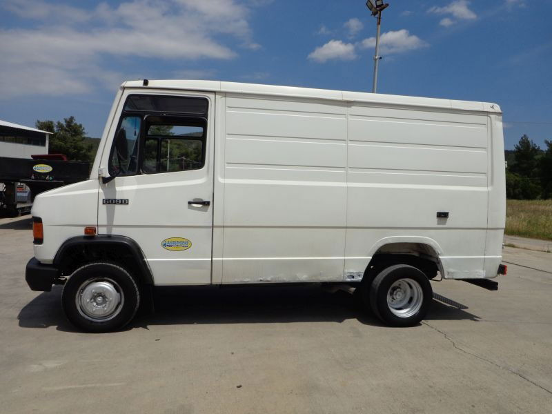 Mercedes-Benz Sprinter Mercedes Benz 609D - Furgon: foto 3 Mercedes-Benz Sprinter Mercedes Benz 609D - Furgon: foto 3