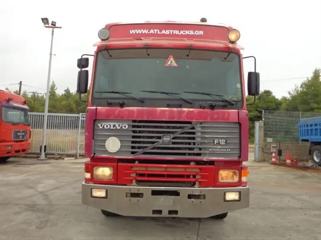 Volvo F 12.400 Volvo F12 6X2 405Hp -TD123ES - Kamion kabinë-shasi: foto 4 Volvo F 12.400 Volvo F12 6X2 405Hp -TD123ES - Kamion kabinë-shasi: foto 4