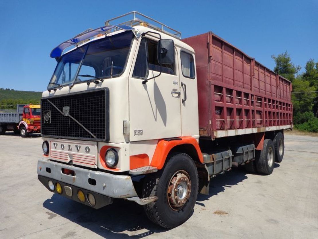 Volvo F 89 VOLVO F89 (6X2) KIPPER - Kamion vetëshkarkues: foto 2 Volvo F 89 VOLVO F89 (6X2) KIPPER - Kamion vetëshkarkues: foto 2