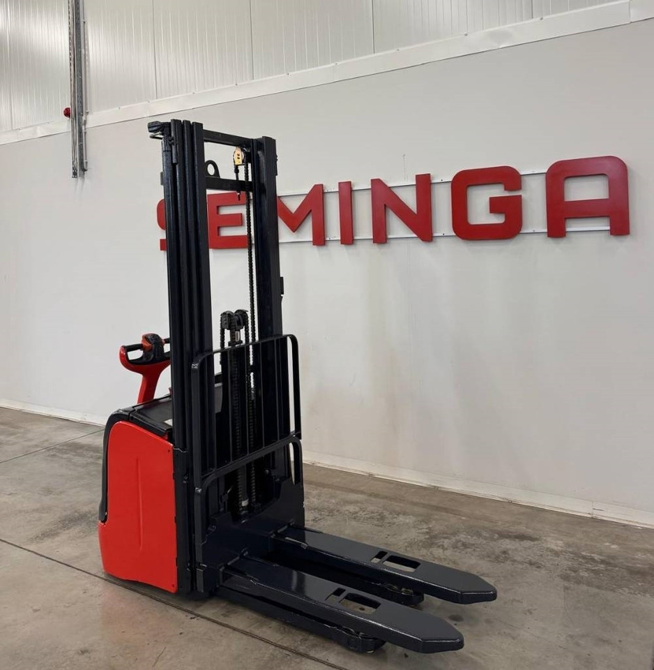 Linde 10848 L14 - Pirun ngritës: foto 1 Linde 10848 L14 - Pirun ngritës: foto 1
