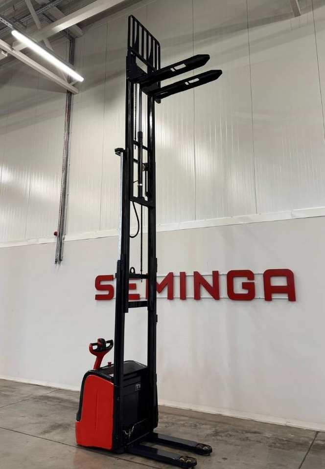 Linde 10848 L14 - Pirun ngritës: foto 4 Linde 10848 L14 - Pirun ngritës: foto 4