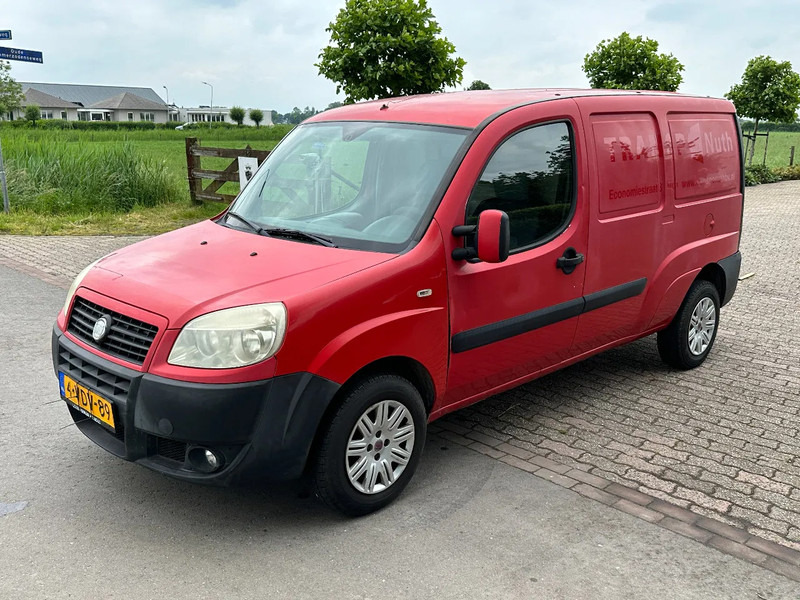 Fiat Doblò 1.9 JTD LANG Airco/Klima schuifdeur EXPORT! - Furgon i vogël: foto 3 Fiat Doblò 1.9 JTD LANG Airco/Klima schuifdeur EXPORT! - Furgon i vogël: foto 3