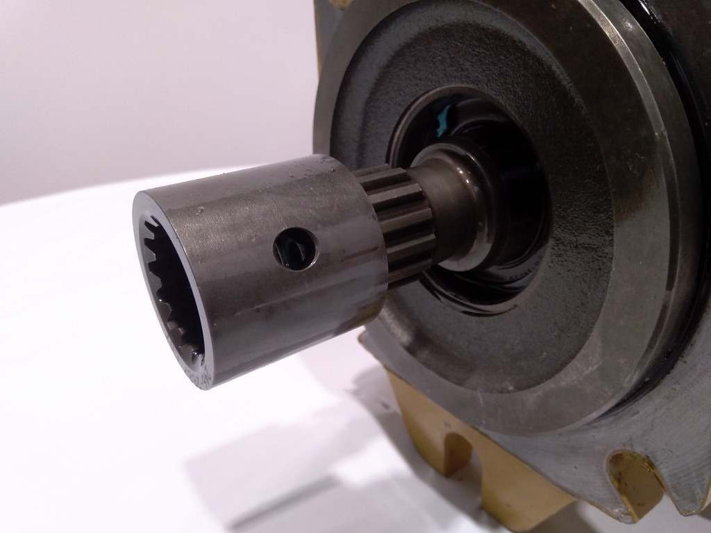 Caterpillar 2370954 - 10R-7733 - Pistonat/ Unazat/ Bokullat për Makineri ndërtimi: foto 5 Caterpillar 2370954 - 10R-7733 - Pistonat/ Unazat/ Bokullat për Makineri ndërtimi: foto 5