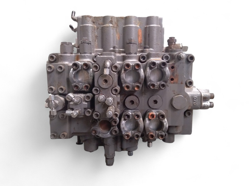 Hitachi 4713088 - UB36-107 - Valvula hidraulike për Makineri ndërtimi: foto 1 Hitachi 4713088 - UB36-107 - Valvula hidraulike për Makineri ndërtimi: foto 1