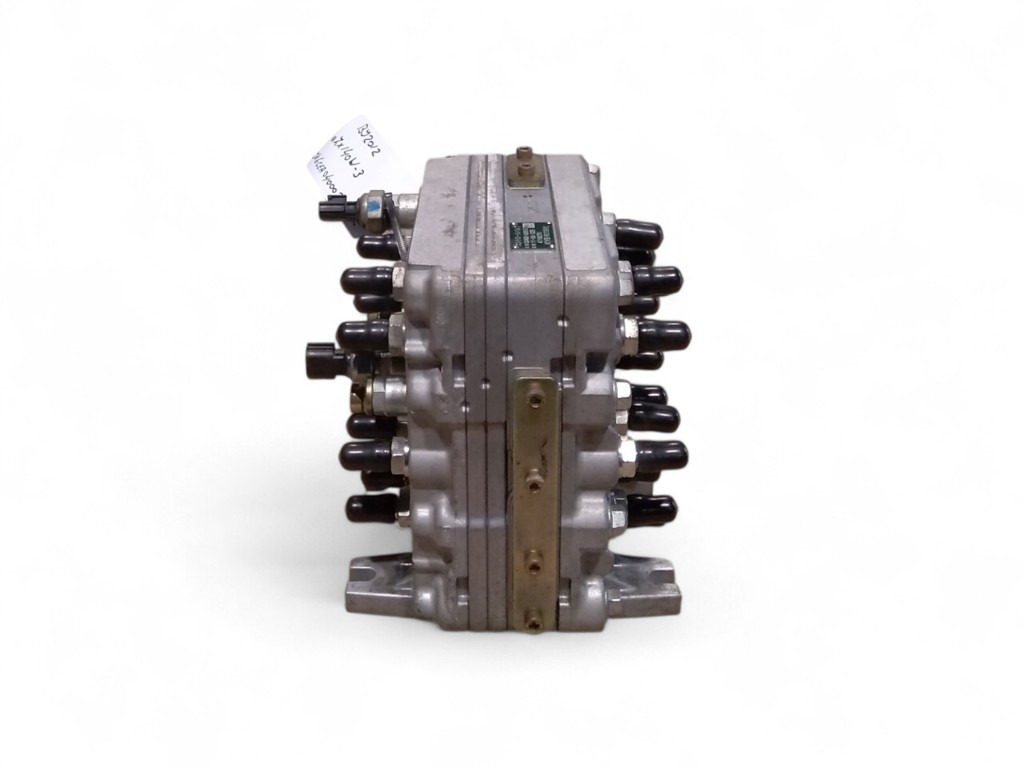 Hitachi 4718275 - C0400-60013 - Valvula hidraulike: foto 3 Hitachi 4718275 - C0400-60013 - Valvula hidraulike: foto 3