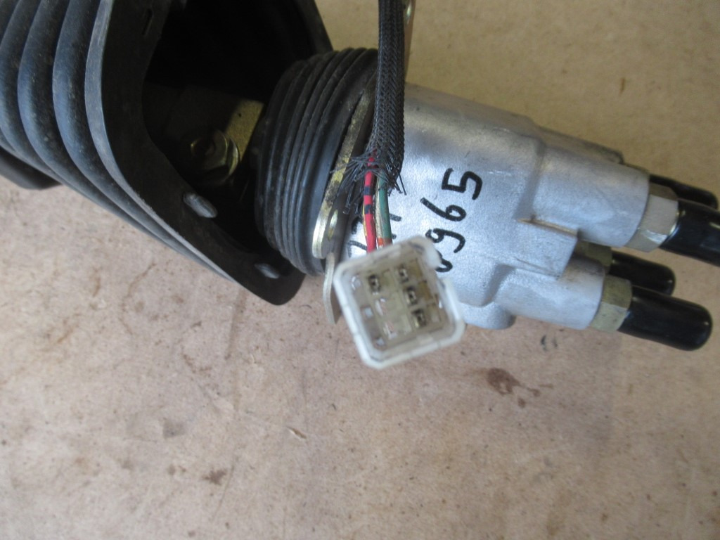 Komatsu PC210LC-8 - - Kabina dhe interier për Makineri ndërtimi: foto 2 Komatsu PC210LC-8 - - Kabina dhe interier për Makineri ndërtimi: foto 2