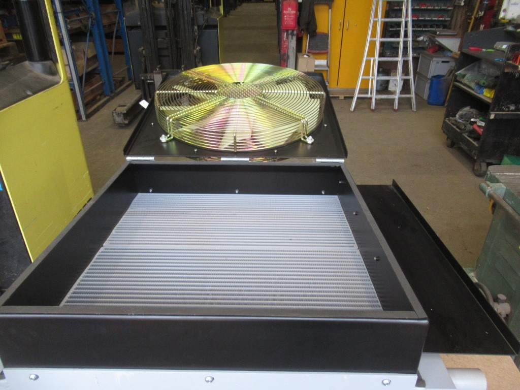 New Holland 2928821 - Sistemi i ftohjes për Makineri bujqësore: foto 1 New Holland 2928821 - Sistemi i ftohjes për Makineri bujqësore: foto 1