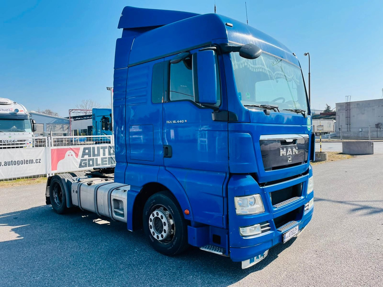 MAN TGX 18.440 - Gjysmë-kamion: foto 2 MAN TGX 18.440 - Gjysmë-kamion: foto 2