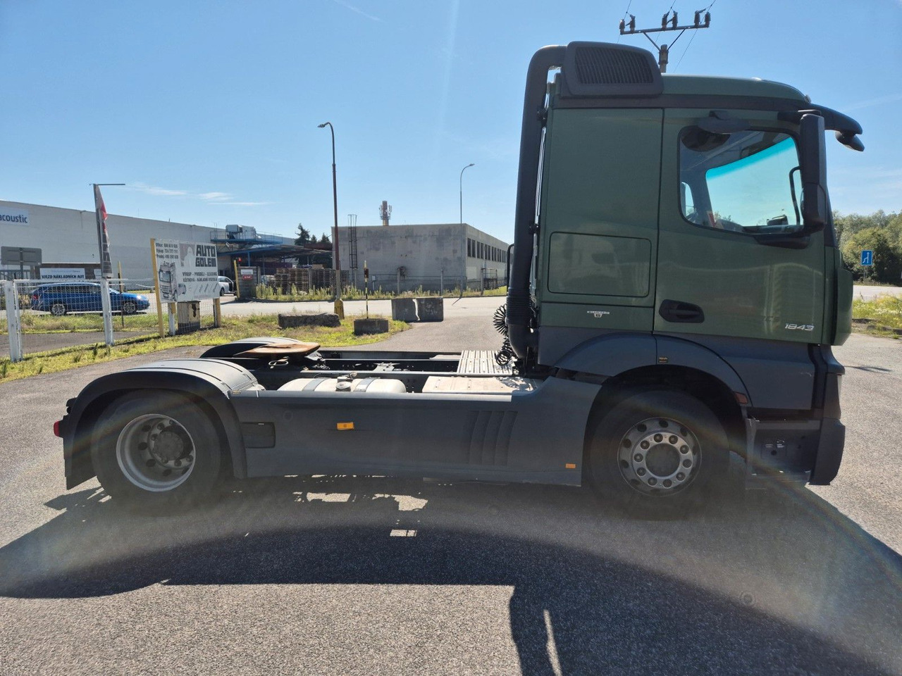 Mercedes-Benz Actros 1843 ADR - Gjysmë-kamion: foto 4 Mercedes-Benz Actros 1843 ADR - Gjysmë-kamion: foto 4