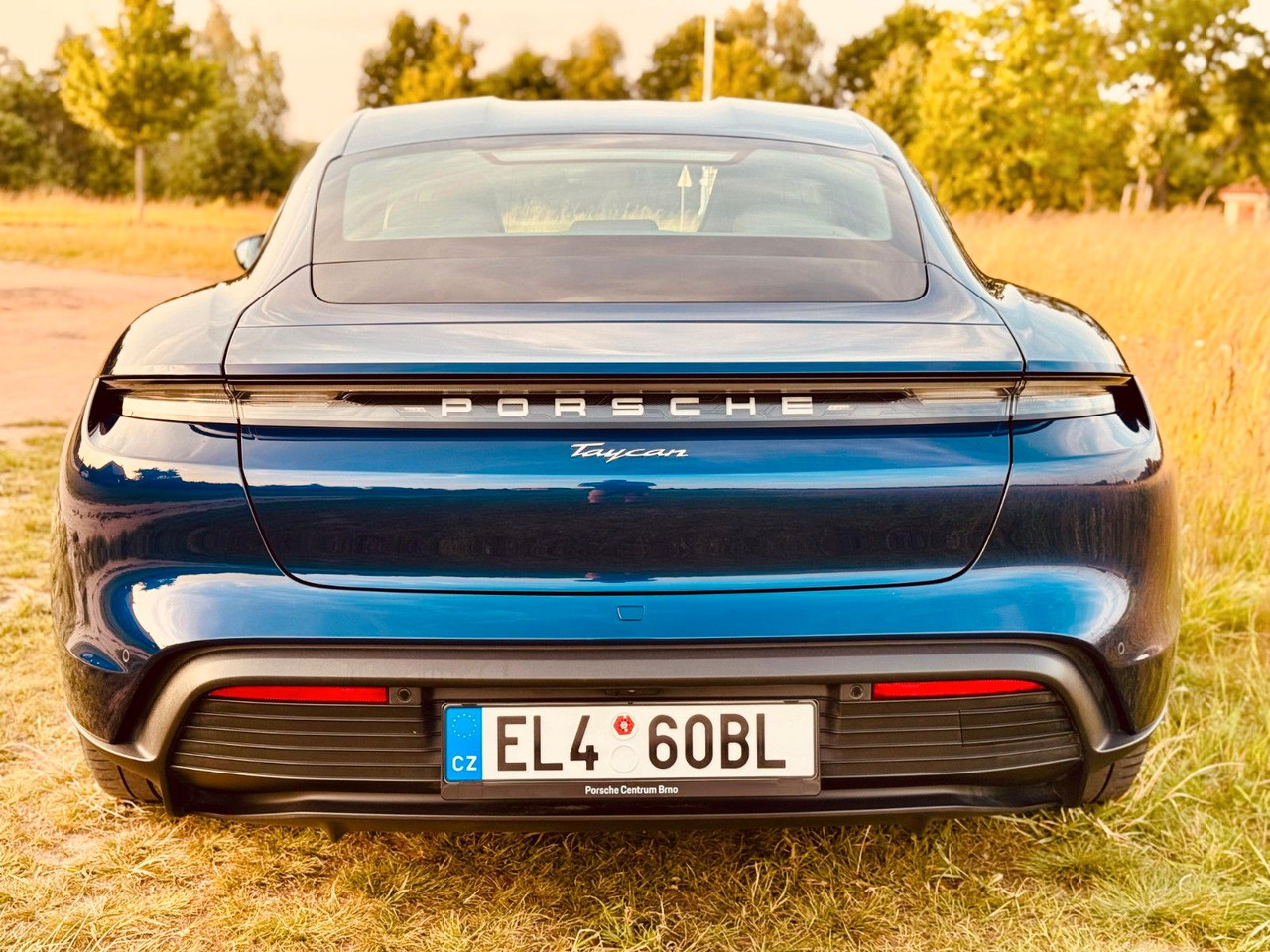 Porsche Taycan CR - Coupe: foto 5 Porsche Taycan CR - Coupe: foto 5