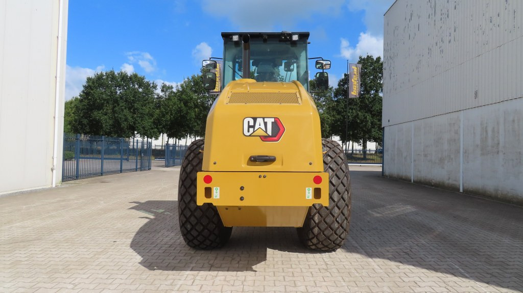 Caterpillar CS66B - Ngjeshës: foto 3 Caterpillar CS66B - Ngjeshës: foto 3