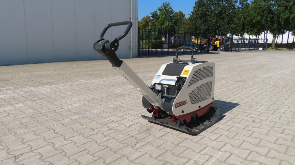 Dynapac DRP25D - Pllakë vibratori: foto 2 Dynapac DRP25D - Pllakë vibratori: foto 2
