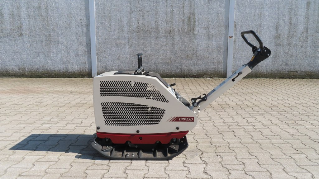 Dynapac DRP25D - Pllakë vibratori: foto 5 Dynapac DRP25D - Pllakë vibratori: foto 5