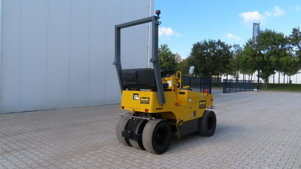 Saski TS 160-3 - Rul pneumatik: foto 2 Saski TS 160-3 - Rul pneumatik: foto 2