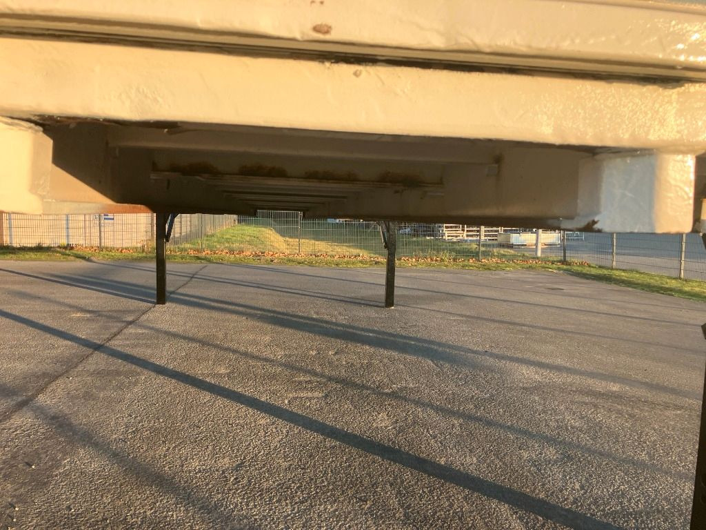 Karroceri e ndërrueshme me perde anësore Krone Wechselbrücke Plane: foto 6