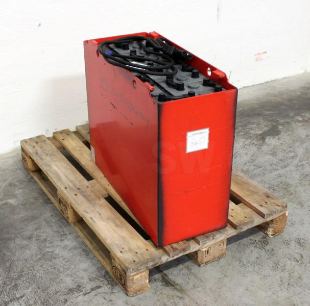 GRUMA 24 Volt 4 PzV 400 Ah - Bateria: foto 2 GRUMA 24 Volt 4 PzV 400 Ah - Bateria: foto 2