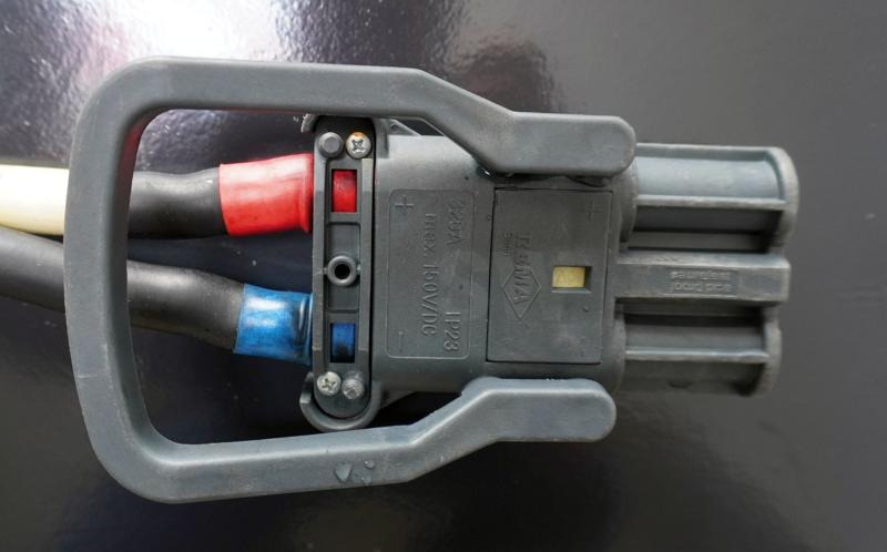 GRUMA 80 Volt 5 PzS 725 Ah - Bateria: foto 4 GRUMA 80 Volt 5 PzS 725 Ah - Bateria: foto 4