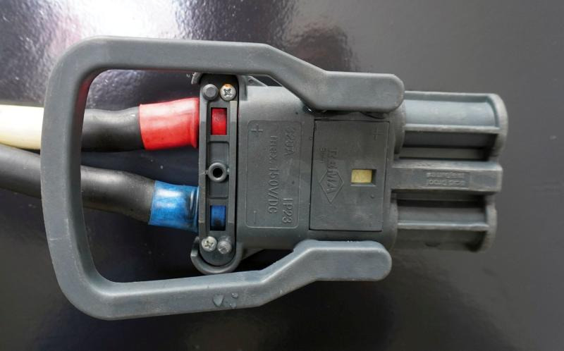 GRUMA 80 Volt 6 PzS 930 Ah - Bateria: foto 4 GRUMA 80 Volt 6 PzS 930 Ah - Bateria: foto 4