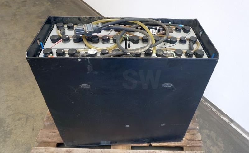 HAWKER 24 Volt 6 PzS 930 Ah - Bateria për Pajisje për trajtimin e materialeve: foto 2 HAWKER 24 Volt 6 PzS 930 Ah - Bateria për Pajisje për trajtimin e materialeve: foto 2