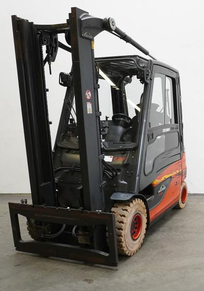 Linde E 30 L 387 - Pirun elektrik: foto 1 Linde E 30 L 387 - Pirun elektrik: foto 1