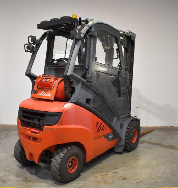 Linde H 35 T EVO 393-02 - Pirun më gaz: foto 2 Linde H 35 T EVO 393-02 - Pirun më gaz: foto 2