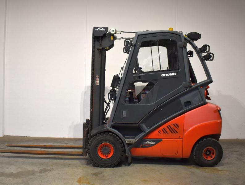 Linde H 35 T EVO 393-02 - Pirun më gaz: foto 4 Linde H 35 T EVO 393-02 - Pirun më gaz: foto 4