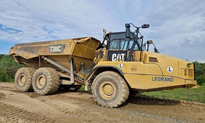 CAT 730C2 - Buldozer: foto 1 CAT 730C2 - Buldozer: foto 1