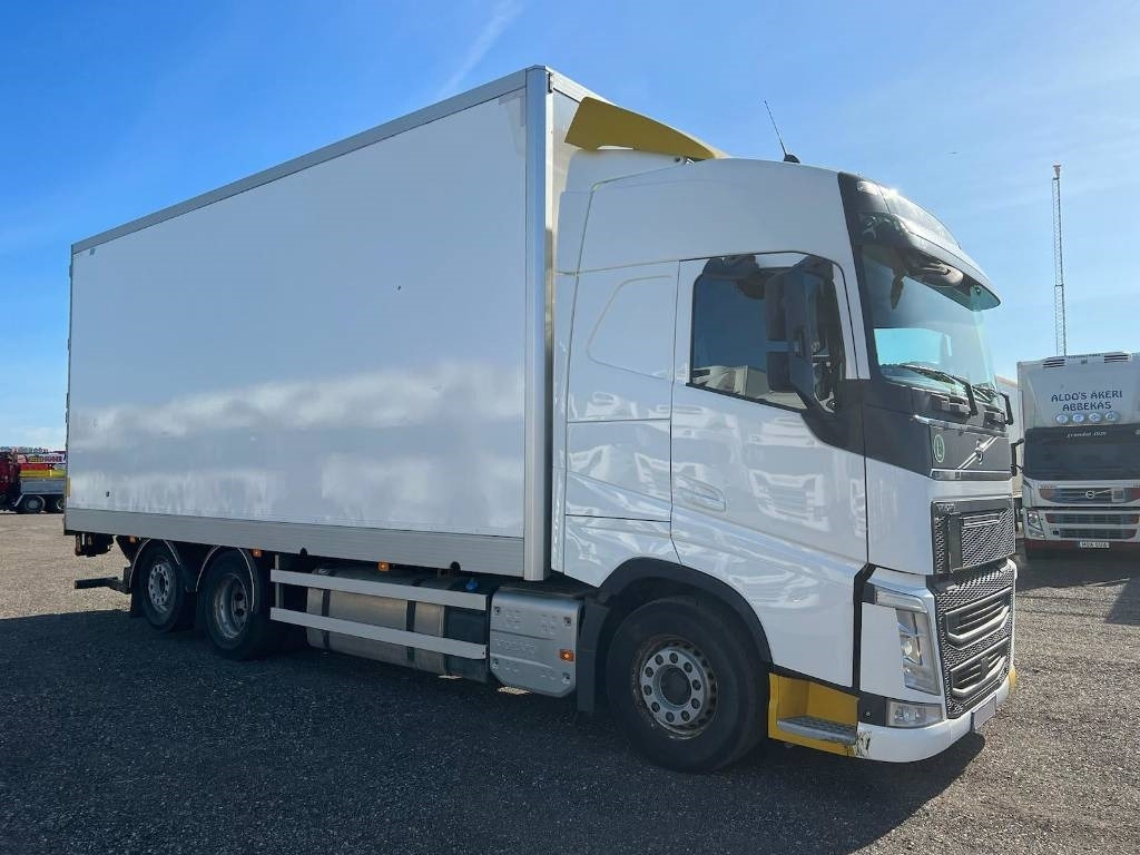 Volvo FH500 6*2 serie 2032 - Kamion vagonetë: foto 2 Volvo FH500 6*2 serie 2032 - Kamion vagonetë: foto 2
