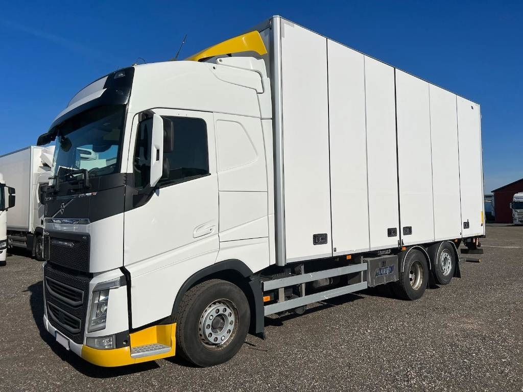 Volvo FH500 6*2 serie 2032 - Kamion vagonetë: foto 1 Volvo FH500 6*2 serie 2032 - Kamion vagonetë: foto 1