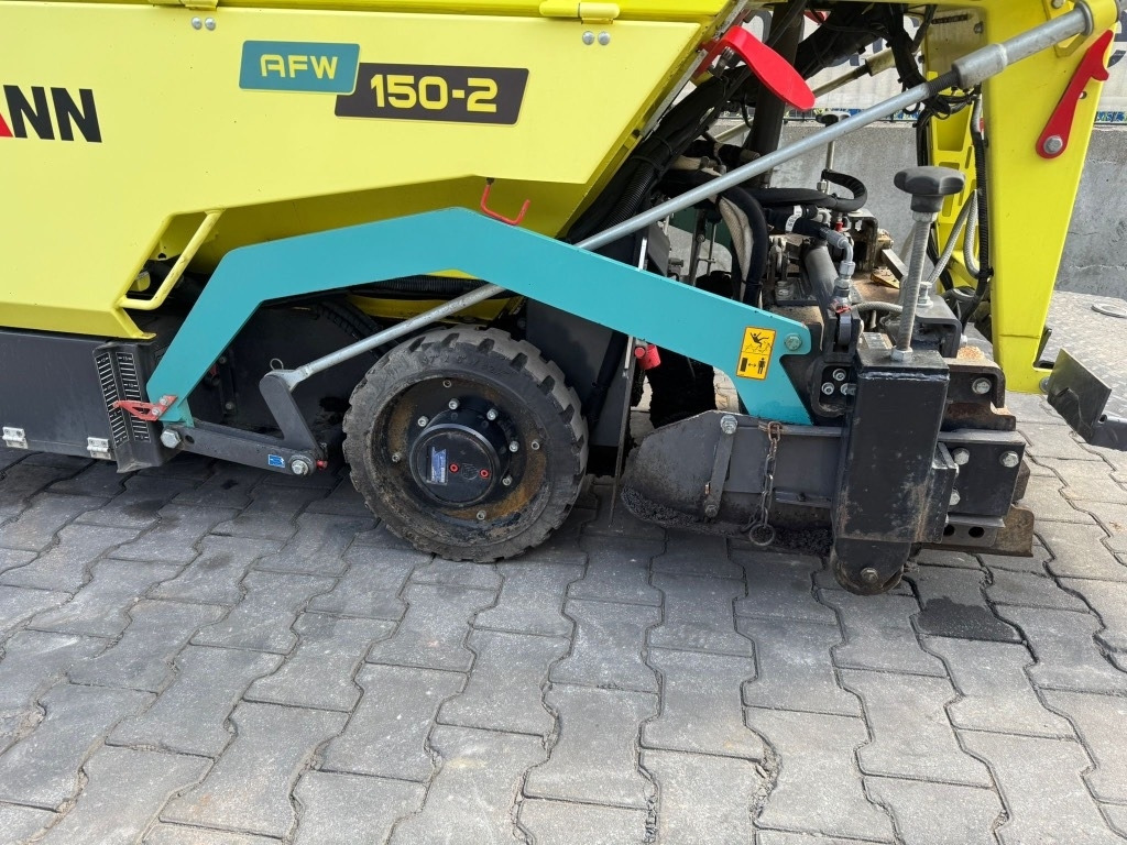 Ammann AFW 150-2 - Shtrues asfalti: foto 5 Ammann AFW 150-2 - Shtrues asfalti: foto 5