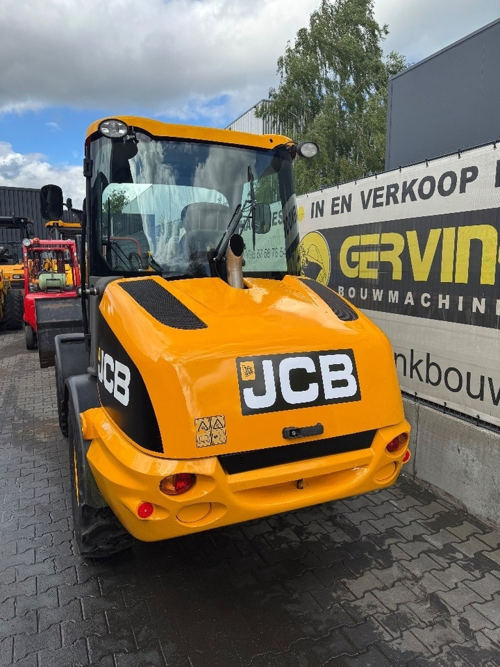 JCB 406 - Fadrom me goma: foto 3 JCB 406 - Fadrom me goma: foto 3