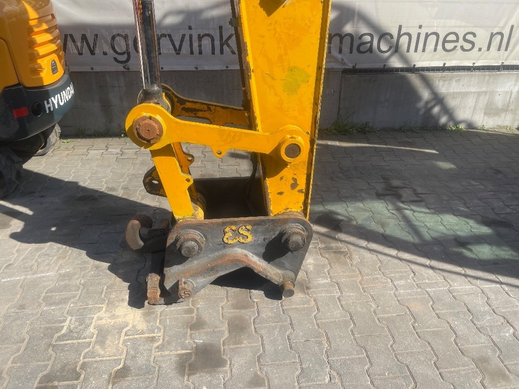 JCB JS 175 W - Ekskavator me goma: foto 3 JCB JS 175 W - Ekskavator me goma: foto 3